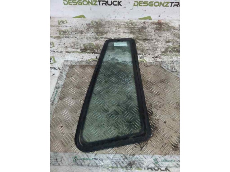 Recambio de luna custodia delantera derecha para nissan trucks atleon 120 referencia OEM IAM   