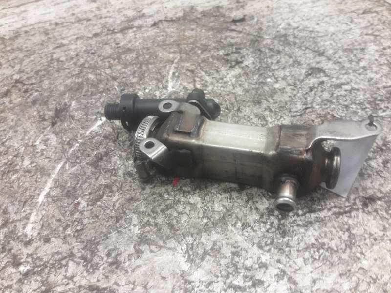 Recambio de enfriador gases egr para bmw serie 7 (e65/e66) 730d referencia OEM IAM 7789790AI01 0258260043 D4783