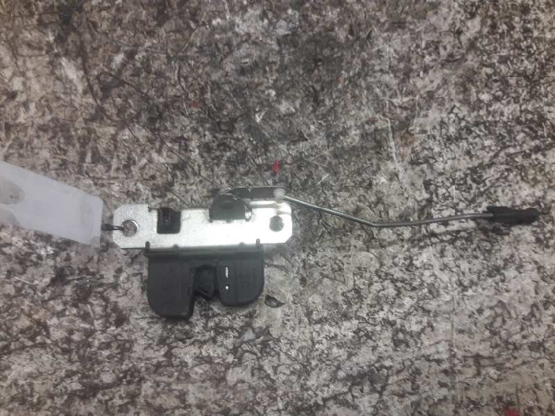 Recambio de cerradura maletero / porton para seat leon (1m1) signo referencia OEM IAM 6L6827505A 3 PINS 