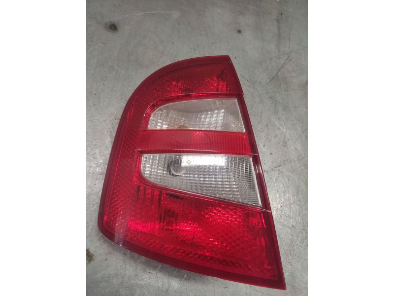 Recambio de piloto trasero izquierdo para skoda fabia (6y2/6y3) classic referencia OEM IAM   