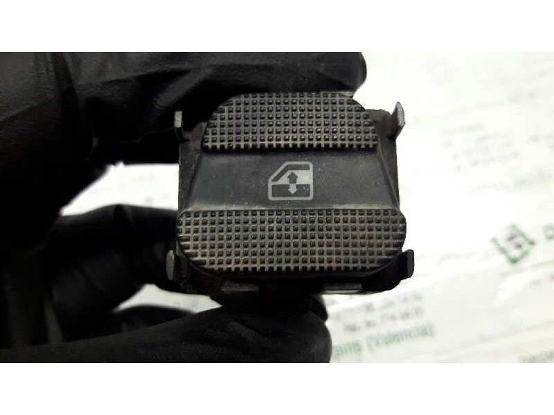 Recambio de mando elevalunas trasero derecho para volkswagen golf iii berlina (1h1) cl referencia OEM IAM 1H0959855C  