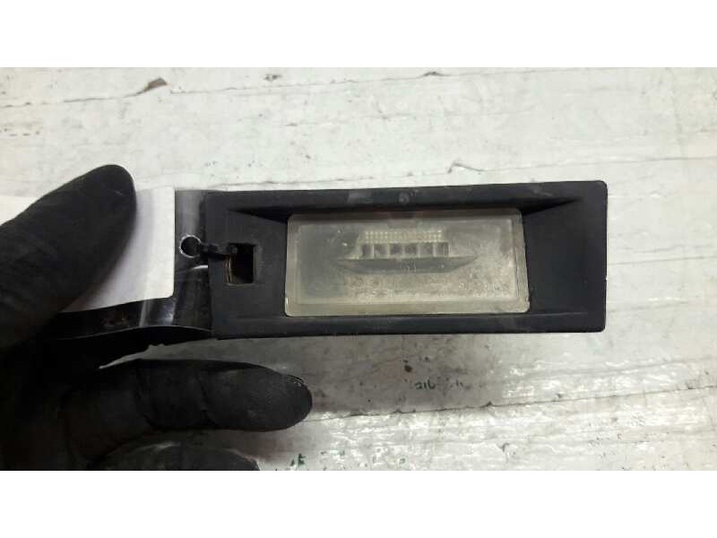 Recambio de piloto matricula para fiat brava (182) td 75 s referencia OEM IAM 7767732  