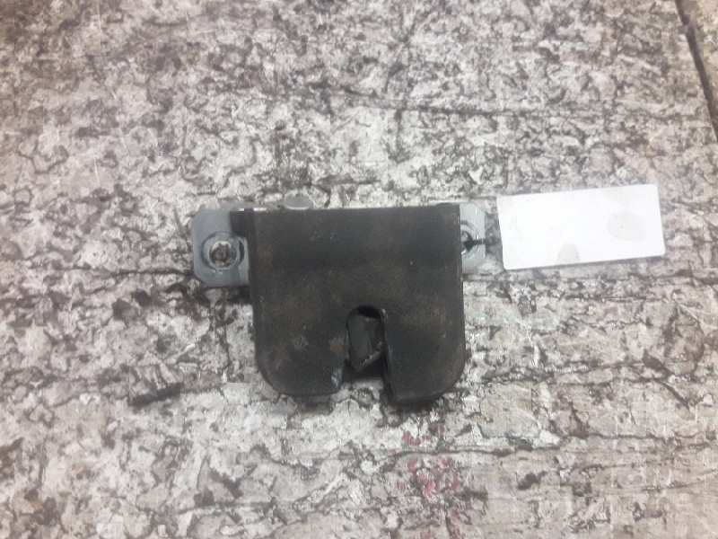 Recambio de cerradura maletero / porton para seat ibiza (6l1) ecomotive referencia OEM IAM 6L6827505A 3 PINS 