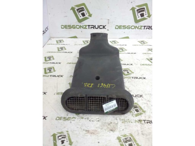Recambio de tubo admision para iveco eurocargo 05.03  fg 80 el larga distancia referencia OEM IAM 8141961  