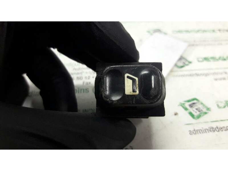 Recambio de mando elevalunas delantero derecho para peugeot partner (s1) break referencia OEM IAM   