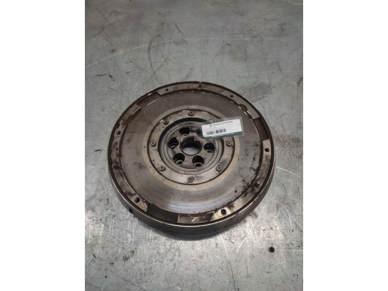 Recambio de volante motor para ford focus berlina (cap) 1.6 tdci cat referencia OEM IAM   