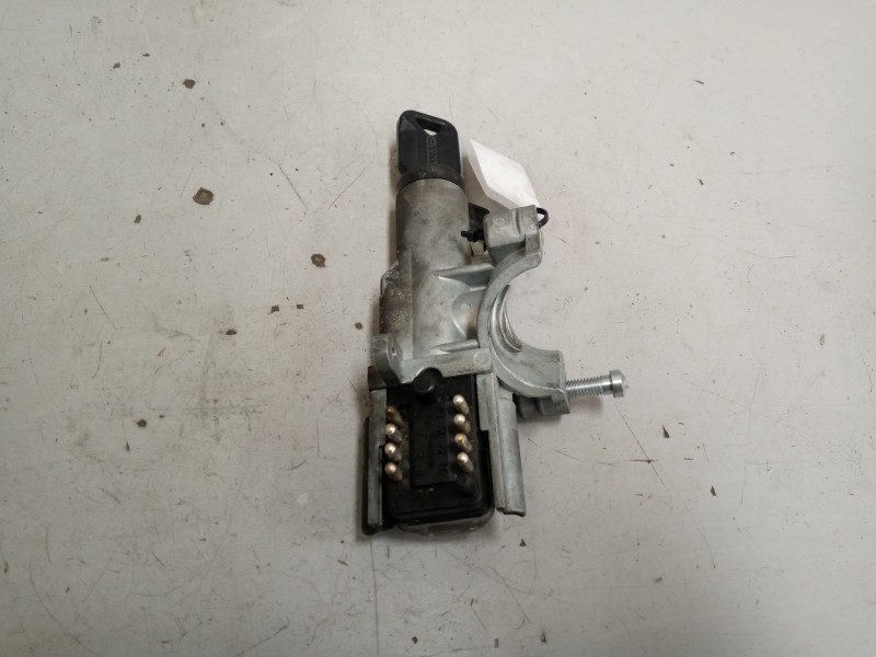 Recambio de conmutador de arranque para volvo trucks b12b referencia OEM IAM 106343  