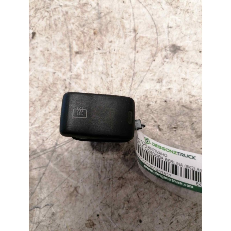 Recambio de boton antivaho para seat cordoba berlina (6k2) aniversario referencia OEM IAM 6K1959621A 4 PINS 