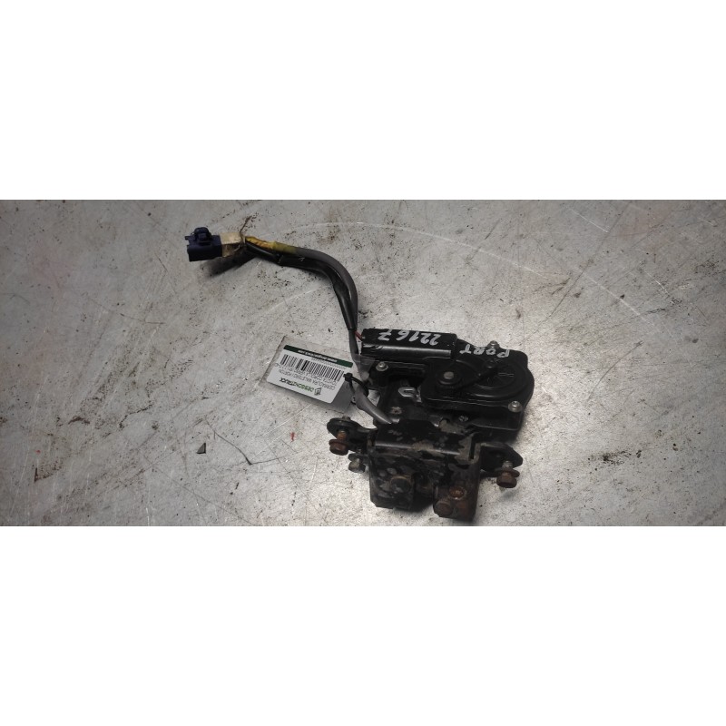 Recambio de cerradura maletero / porton para toyota corolla verso (r1) 2,2 d-4d sport referencia OEM IAM  4 PINS 