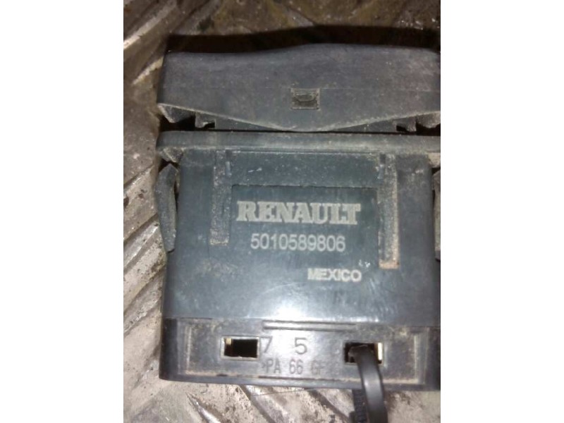 Recambio de mando elevalunas delantero izquierdo para renault premium route 2006 fas 4x2 larga distancia referencia OEM IAM 5010