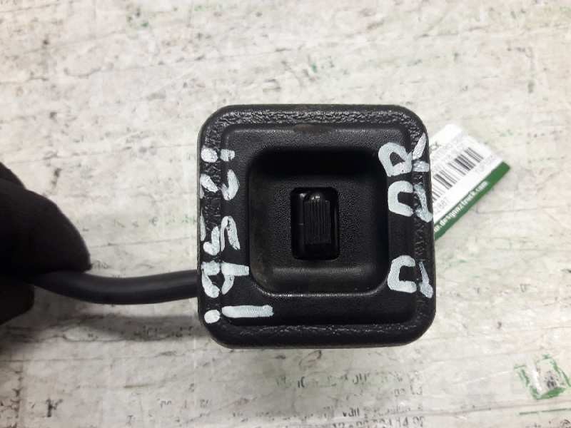 Recambio de mando elevalunas delantero derecho para mg serie 200 (xw) 218 sldt referencia OEM IAM YUF10057LNF  