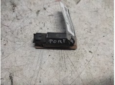 Recambio de piloto matricula para nissan primera berlina (p12) acenta referencia OEM IAM   2 PINS 2