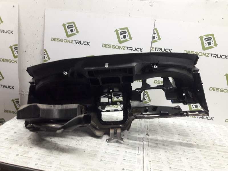 Recambio de salpicadero para opel combo (corsa c) familiar referencia OEM IAM 13156163  