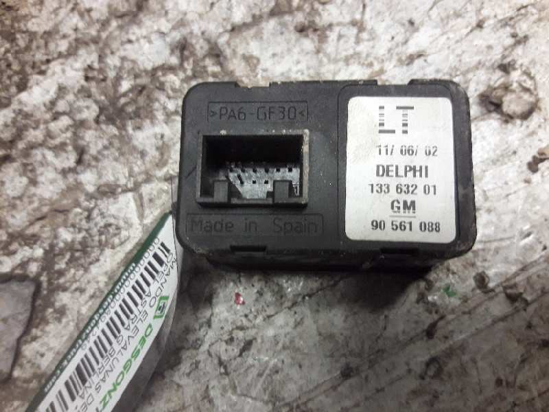 Recambio de mando elevalunas delantero izquierdo para opel astra g berlina referencia OEM IAM 90561088 13363201 6 PINS