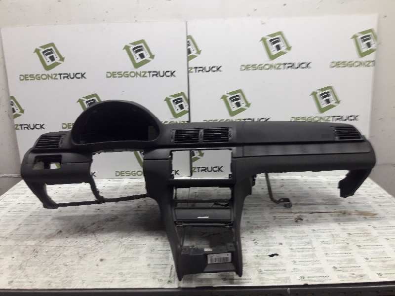 Recambio de salpicadero para bmw serie 3 berlina (e46) 320d referencia OEM IAM   