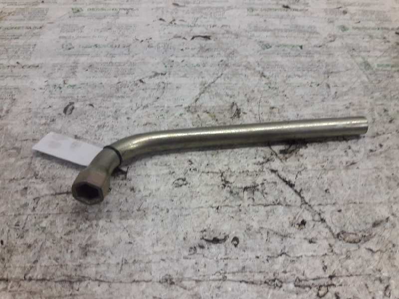 Recambio de llave rueda para seat ibiza (6l1) hit referencia OEM IAM 171012219A 17 