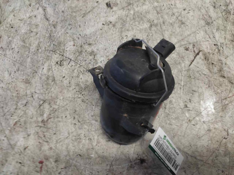 Recambio de faro antiniebla izquierdo para seat leon (1p1) comfort limited referencia OEM IAM   2 PINS