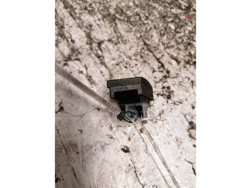 Recambio de mando cierre centralizado para seat ibiza (6l1) fresh referencia OEM IAM 6L1962125 4 PINS 