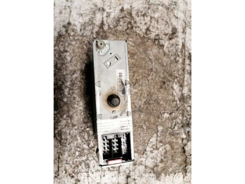 Recambio de sistema audio / radio cd para seat ibiza (6l1) fresh referencia OEM IAM 6L0035186C  