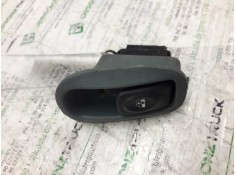 Recambio de mando elevalunas trasero derecho para renault megane i scenic (ja0) 1.6e alize referencia OEM IAM   