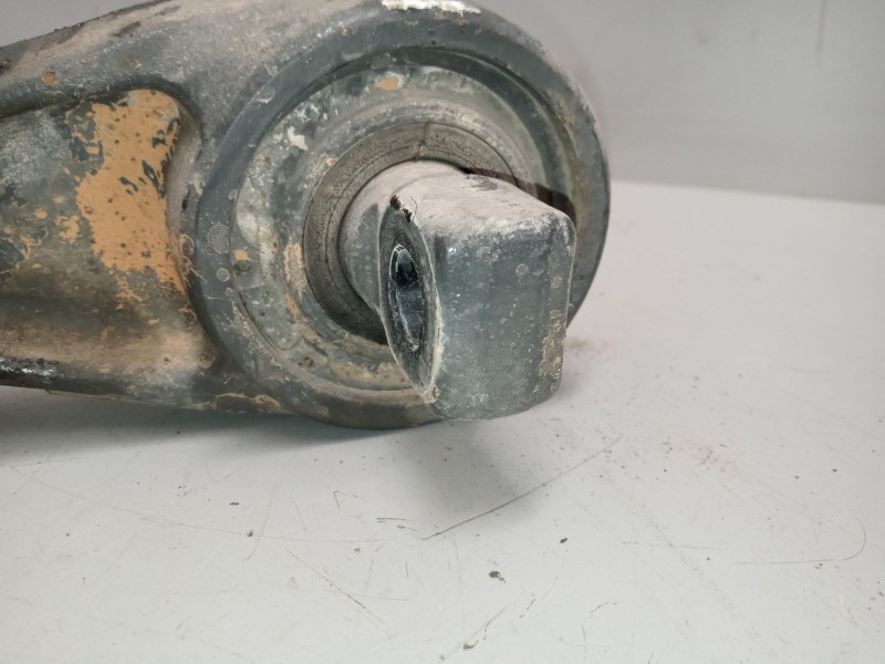 Recambio de tirante trasero izquierdo para volvo fm 12 2002  12.1 diesel (d12d420) referencia OEM IAM 20517494  