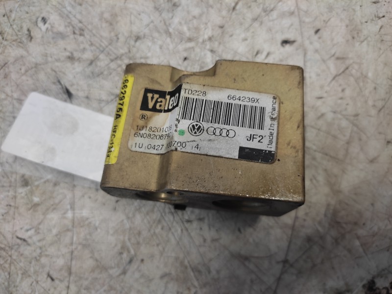 Recambio de valvula expansion para seat ibiza (6k1) select referencia OEM IAM 1J1820103B 6N0820679C 