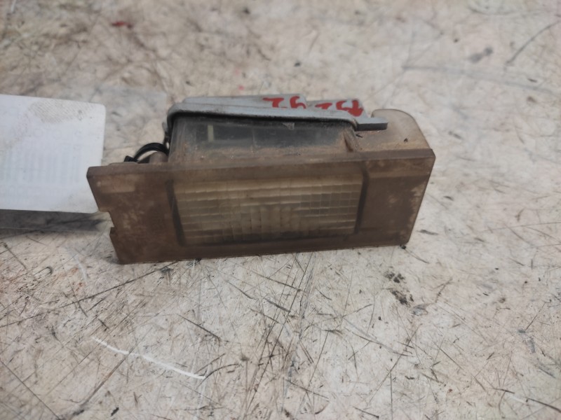 Recambio de piloto matricula para renault megane ii berlina 5p authentique referencia OEM IAM 7700796163 2 PINS 