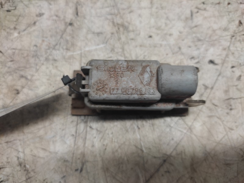 Recambio de piloto matricula para renault megane ii berlina 5p authentique referencia OEM IAM 7700796163 2 PINS 