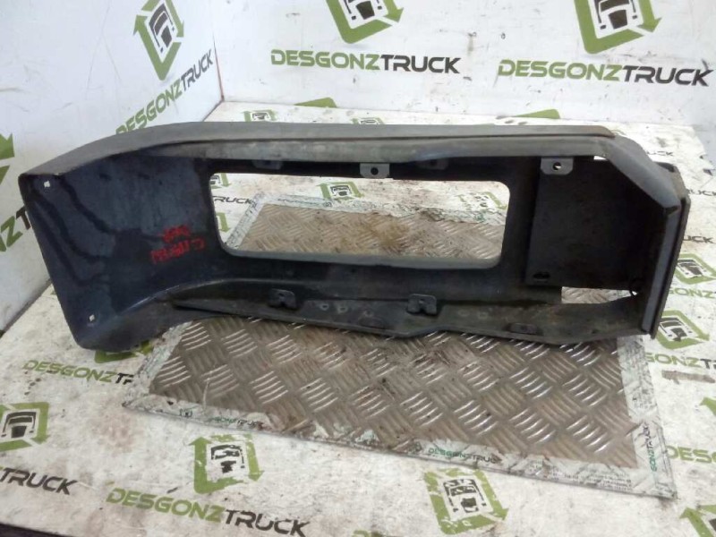 Recambio de puntera paragolpes delantero derecha para nissan trucks m 130.17 referencia OEM IAM   