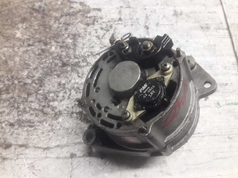 Recambio de alternador para seat terra furgoneta referencia OEM IAM 0120489446 031903023B 14V 23/55A BOSCH