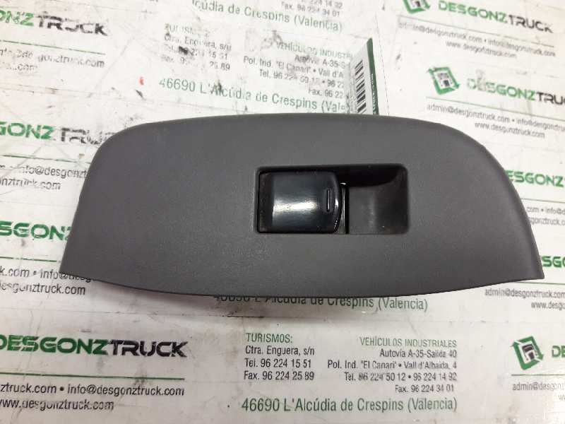 Recambio de mando elevalunas delantero derecho para nissan nv 200 (m20) kasten comfort referencia OEM IAM   