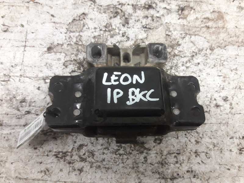 Recambio de soporte cambio para seat leon (1p1) comfort limited referencia OEM IAM 1K0199555  