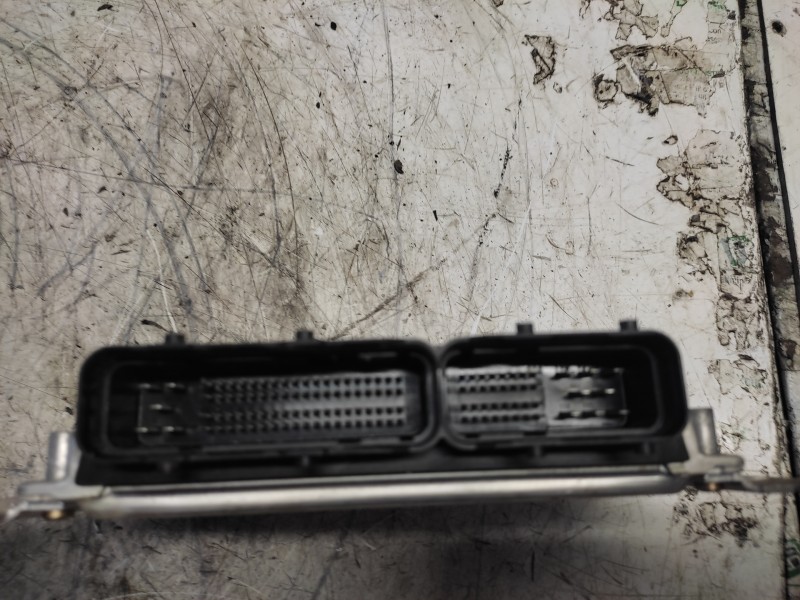Recambio de centralita motor uce para kia carens 2.0 turbodiesel cat referencia OEM IAM 0281011024 3912127310 28SA5666