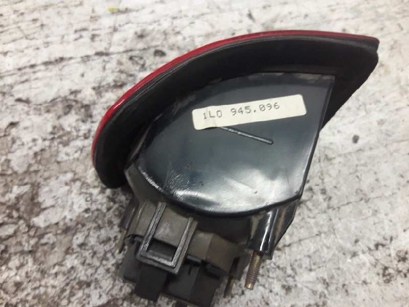 Recambio de piloto trasero derecho para seat toledo (1l) referencia OEM IAM 1L0945096  