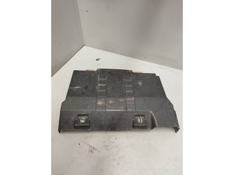 Recambio de tapa bateria para volvo fh xxx 12.8 diesel referencia OEM IAM 21924293  