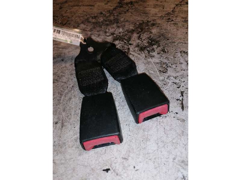 Recambio de enganche cinturon trasero izquierdo para ford fiesta berlina básico referencia OEM IAM   