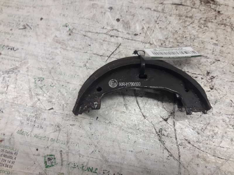 Recambio de zapatas de freno traseras para bmw serie 3 berlina (e46) 320d referencia OEM IAM 67535221385 IZQUIERDA 