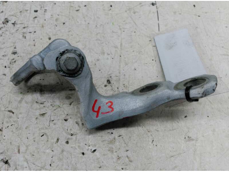 Recambio de bisagra delant derecha para ford focus berlina (cap) ghia referencia OEM IAM  SUPERIOR 