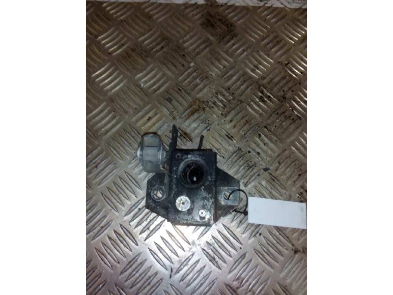 Recambio de cierre calandra para iveco stralis (as) fsa t / fp lt 4x2 gran espacio referencia OEM IAM 500398058  