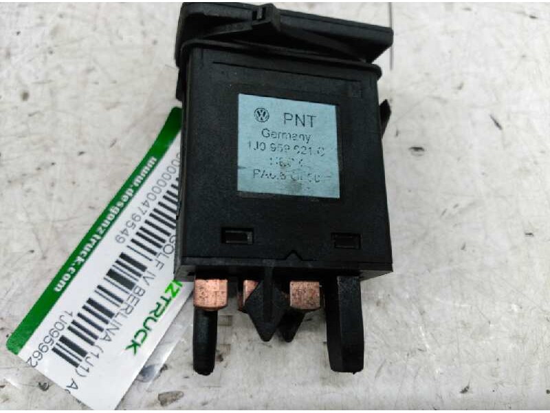 Recambio de boton antivaho para volkswagen golf iv berlina (1j1) advance referencia OEM IAM 1J0959621C  