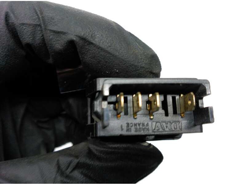 Recambio de boton antivaho para renault rapid/express (f40) 1.9 d familiar (f40p) referencia OEM IAM   