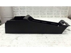 Recambio de guarnecidos varios para bmw serie 3 berlina (e46) 320d referencia OEM IAM 51168213680 CARCASA CONSOLA CENTRAL  2