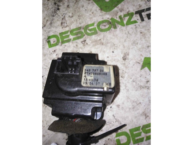 Recambio de mando velocidad de crucero para renault magnum ab 2005 12.8 diesel referencia OEM IAM 7420808188  