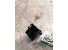 Recambio de boton limpia trasero para renault 5 (b/c40) gtl (b/c 402, c 407) referencia OEM IAM   5 PINS 2