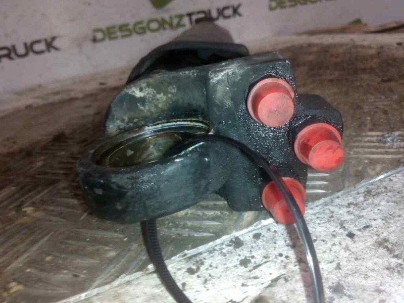 Recambio de brazo elevacion cabina para volvo fh 12 2002  12.1 diesel (d12d420) referencia OEM IAM   