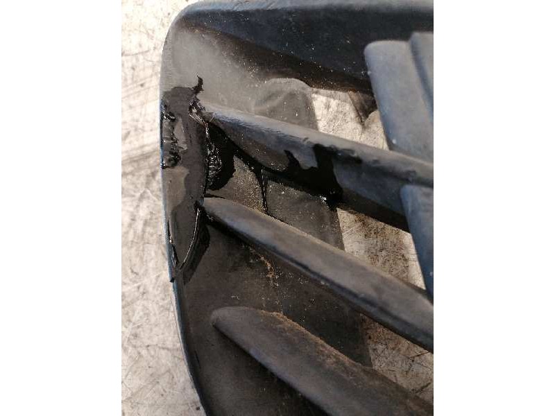 Recambio de tapa antiniebla izquierda para ford fiesta (cbk) ambiente referencia OEM IAM 2S6119953B  