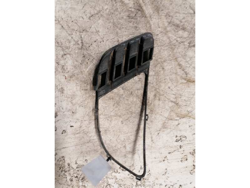 Recambio de tapa antiniebla derecha para ford fiesta (cbk) ambiente referencia OEM IAM 2S6119952B  