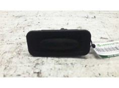 Recambio de boton apertura maleteroporton para renault megane ii berlina 5p confort expression referencia OEM IAM 8200070259  