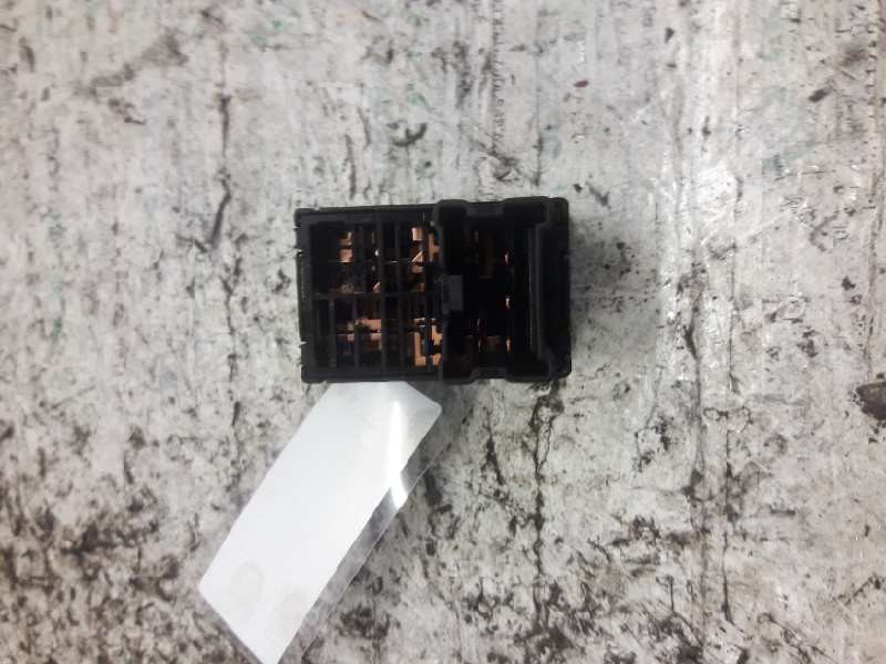 Recambio de boton regulacion retrovisores para nissan almera (n16/e) acenta referencia OEM IAM   