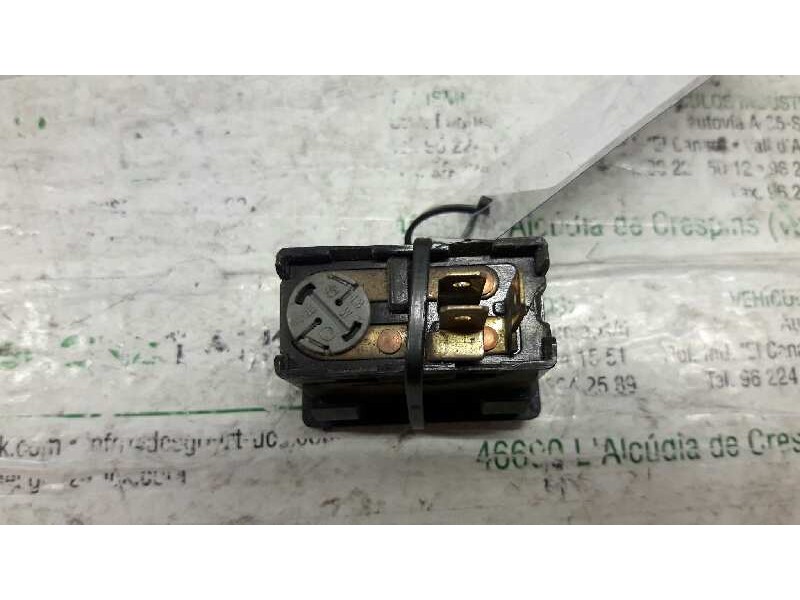 Recambio de boton antivaho para daihatsu rocky 2.8 d referencia OEM IAM   